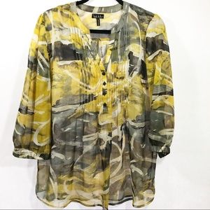 3/$25 Nicole Miller large abstract blouse yellow
